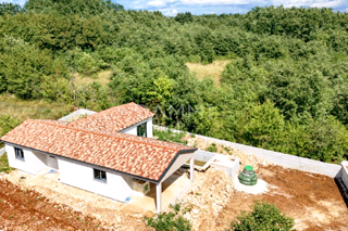 Istra, Žminj - casa con piscina, nuova costruzione