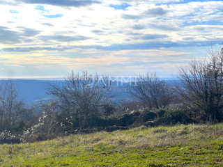 ISTRIA, GROŽNJAN - Terreno edificabile con vista mare panoramica