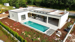 ISTRIA, ŽMINJ - Bellissima villa moderna con casa intelligente e piscina riscaldata