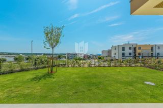 Cittanova, appartamento moderno e arredato al piano terra con vista mare!