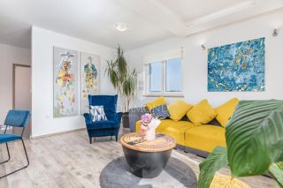 Istria, Valbandon, appartamento su due piani a 500 metri dal mare!