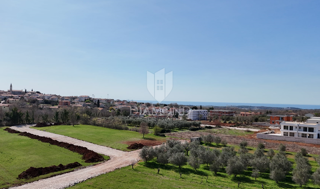 Poreč – Dintorni: Appartamento con terrazza panoramica sul tetto