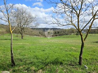 Terreno Poreč, 1.058m2