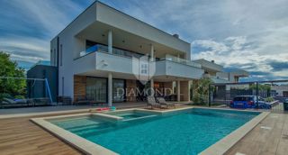 Fasana, dintorni, villa di lusso con vista, vicino alla spiaggia