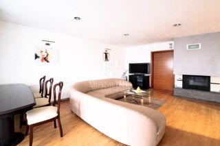 Appartamento Sigečica, Trnje, 72m2