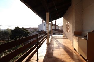 Parenzo – casa con due unità abitative e grande potenziale