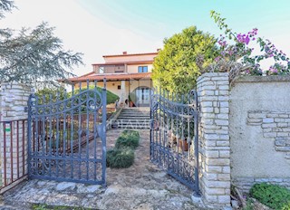 Casa Veli vrh, Pula, 340m2