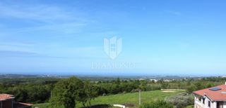 Parenzo – Dintorni – Terreno con Splendida Vista Mare