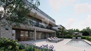 Parenzo, villa di lusso a 300 metri dalla spiaggia!