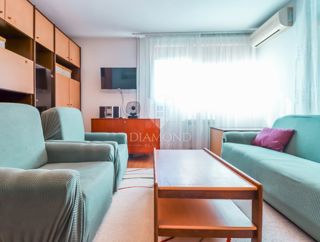 Appartamento con una camera da letto a Ravnice di fronte al Parco Maksimir