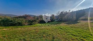 Terreno edificabile a 5 km da Rovigno