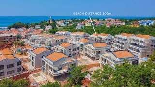 Umago! Villa in un resort a 150 metri dal mare!