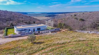 Cittanova, terreno con vista panoramica sul mare!