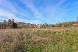 Terreno in una posizione prestigiosa a Rovigno