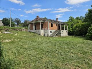 OPPORTUNITÀ!!! CASA ROHBAU, ISTRIA CENTRALE IN UNA POSIZIONE BELLISSIMA