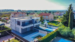 Cittanova, casa moderna con piscina!