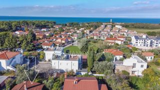 Umago, Nuova costruzione, villetta a schiera poco distante dalla spiaggia
