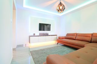 Zagabria, Sesvete! Appartamento con tre camere da letto completamente ristrutturato!