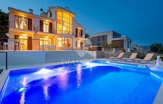 Opatija, dintorni, Villa di lusso con piscina e vista mare