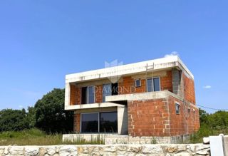 Labin, dintorni, casa roh-bau vicino al mare 