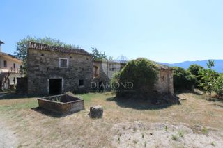 Nell'Istria orientale, casa autoctona da adattare con progetto
