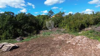 Grande terreno edificabile a Labin