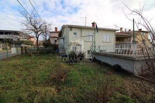 Labin, casa di famiglia in periferia