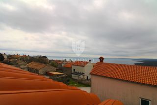 Bella casa in pietra vicino a Labin con vista mare