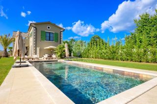 Eleganza e lusso – villa vicino a Rovigno con vista mare – OFFERTA ESCLUSIVA!