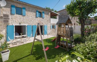 Buie, graziosa casetta con piscina vicino a Grisignana!