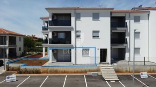 Parenzo, dintorni, appartamento al piano terra con terrazza e giardino