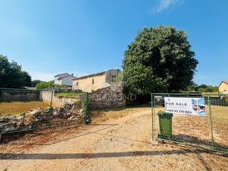 Istria, Castelvenere, dintorni, casa con piscina e giardino!