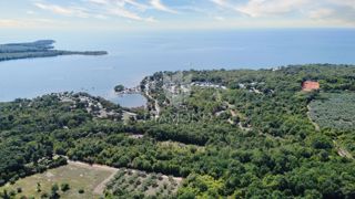 Zona di Parenzo, terreno attraente a destinazione turistica T2