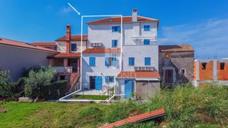 Cittanova, dintorni! Casa istriana con vista mare!