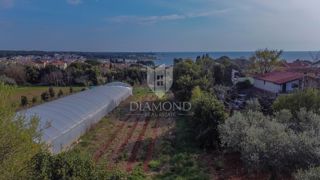 Umag, dintorni, terreno in posizione fantastica!