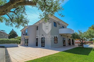 Casa Bašanija, Umag, 660m2