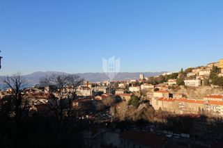 Appartamento Bulevard, Rijeka, 75m2