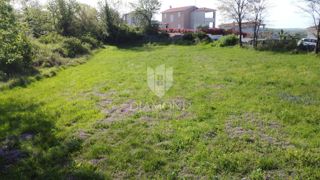 Parenzo – Dintorni – Terreno Edificabile Perfetto per la Casa dei Vostri Sogni