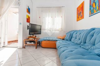 Cittanova, dintorni! Appartamento a soli 200 m dal mare!