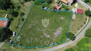 TERRENO EDIFICABILE CON PROGETTO E PERMESSO