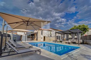Kanfanar, villa decorata con uno stile eccezionale