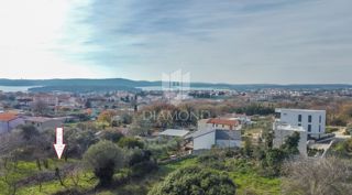 Terreno edificabile con progettazione concettuale, Medolino! 