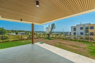 Cittanova, nuovo appartamento di 94 m2 al piano terra con giardino privato di 148 m2!