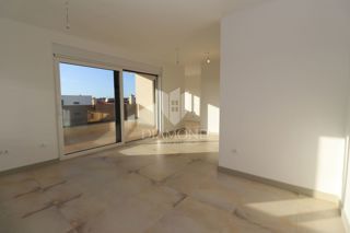 Fantastico appartamento moderno in un nuovo edificio con vista sul mare - Volme