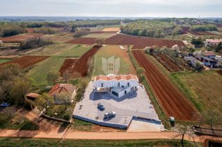 Poreč, Umgebung, Eindrucksvolle Villa/6 Schlafzimmer/ 6.200 m² Grundstück
