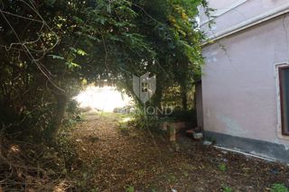 Terreno edificabile nel centro di Pola