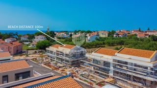 Umago! Villa di lusso a 100 m dal mare!