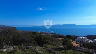Labin, Rabac, terreno edificabile con vista mare 