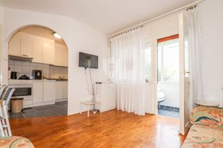 Rovigno, appartamento, parcheggio, ripostiglio!