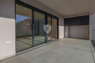 Appartamento moderno di lusso a Štinjan - nuova costruzione di qualità vicino alle spiagge